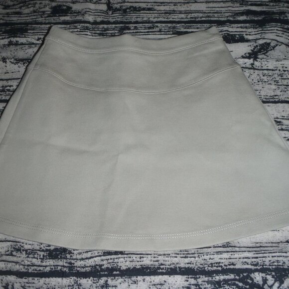 Gymboree Girls School Uniform XS 4 NWT Tan Skirt - Picture 1 of 2